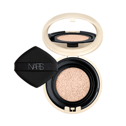 PURE RADIANT PROTECTION AQUA GLOW CUSHION FOUNDATION, NAMSAN 粉白色 粉1白