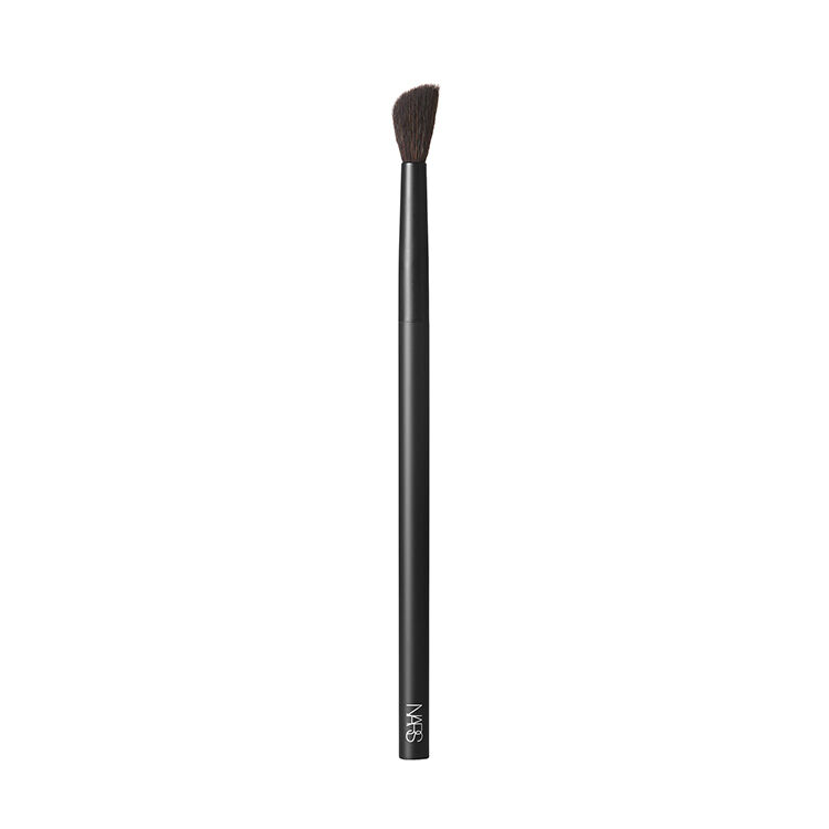 #10 RADIANT CREAMY CONCEALER BRUSH, 